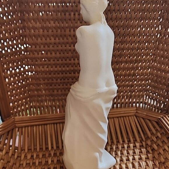 Venus de Milo Statue Matte - Picture 6 of 9